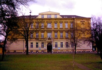 Budova BONI PUERI - základní umělecké školy, Hradec Králové